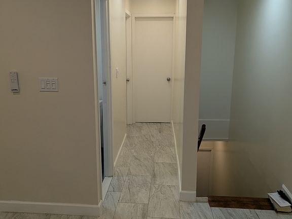 3rd image of 208 Howard Ave #2