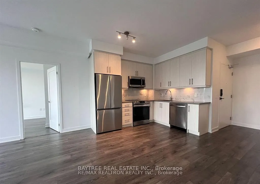 2 bed, $2,900 — Photo 3