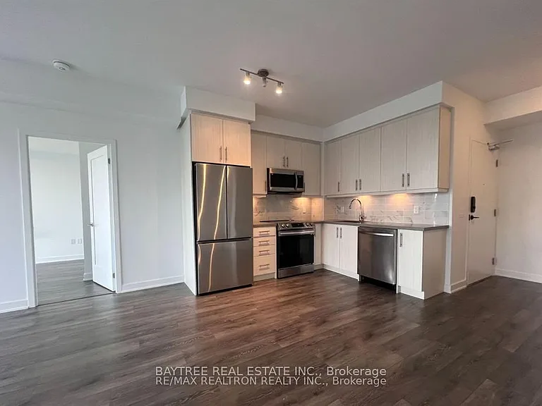 105 Oneida Cres #1107 — Photo 3