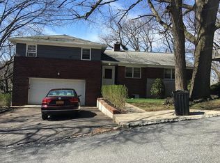 142 Longview Rd, Staten Island, NY 10301