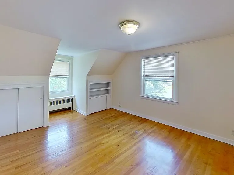 225 S Allen St #2L — Photo 11