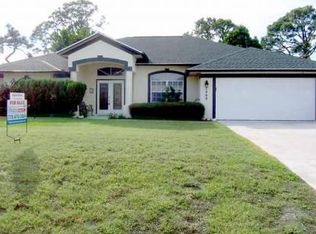 1466 SE Navajo Ln, Port Saint Lucie, FL 34983
