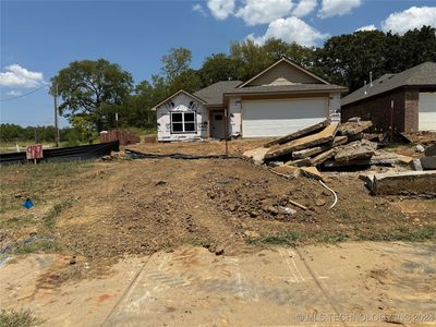 987 W Bryan Ave, Sapulpa, OK, 74066