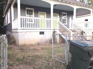 3 Oak St, Porterdale, GA 30014