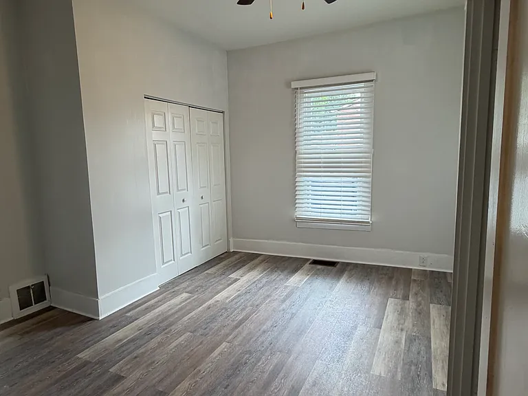 258 Saint Andrews Ave — Photo 12