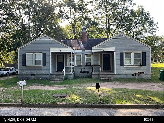 3rd image of 202 Delta St