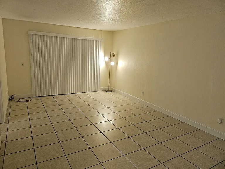 203 Olmstead Dr — Photo 15