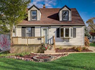 2912 S 49th St, Milwaukee, WI 53219