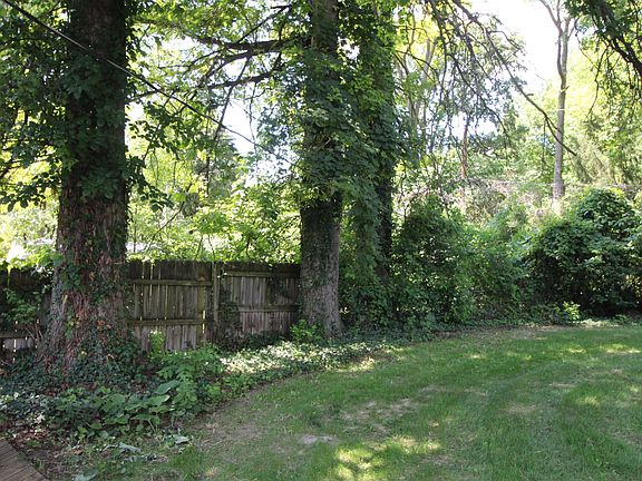 5th image of 2594 Milverton Way