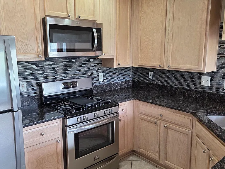 353 Fallsgrove Dr #A-51 — Photo 5