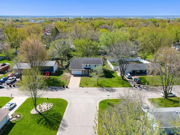 8381 75th St S, Cottage Grove, MN 55016
