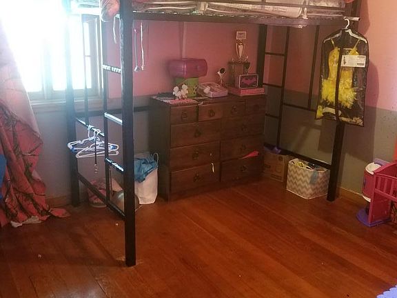 4th image of 311 N Gilman Ave