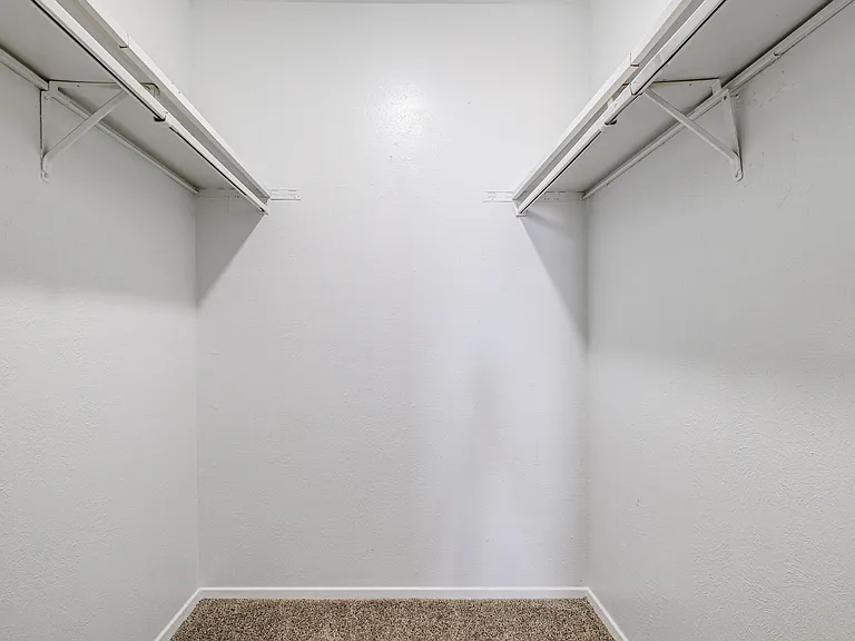 Barrett Apartment Homes — Photo 61