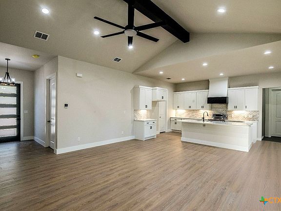 5th image of 1229 Stallion Springs Dr