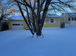 604 E Murray St, Rawlins, WY 82301