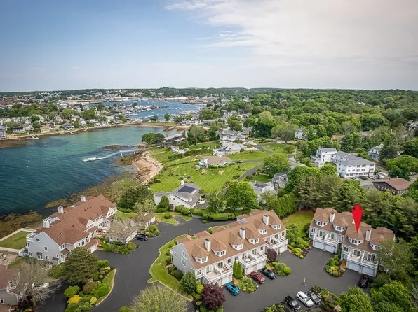 3 Raven Ln #A-2, Gloucester, MA 01930