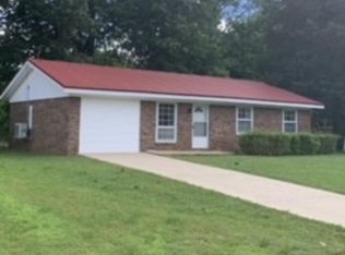 275 Walnut St, Savannah, TN 38372