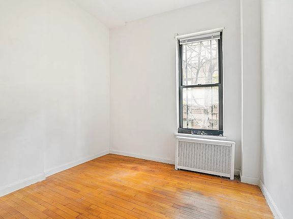 4th image of 352 W 56th St APT 2B
