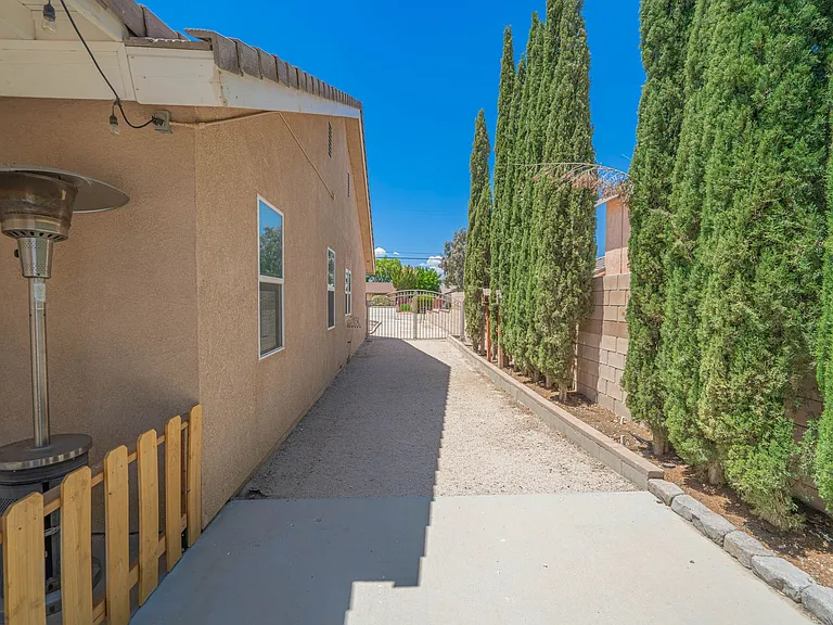 42704 23rd St W — Photo 26