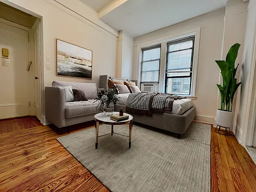 155 E 52nd St #70K Photo 1