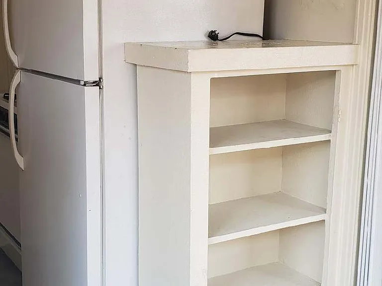 Kitchen - Fridge Storage