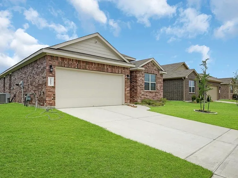 21014 Azelea Field St — Photo 2