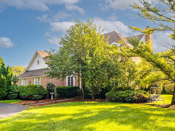 5th image of 21575 N Stoneybrook Ct