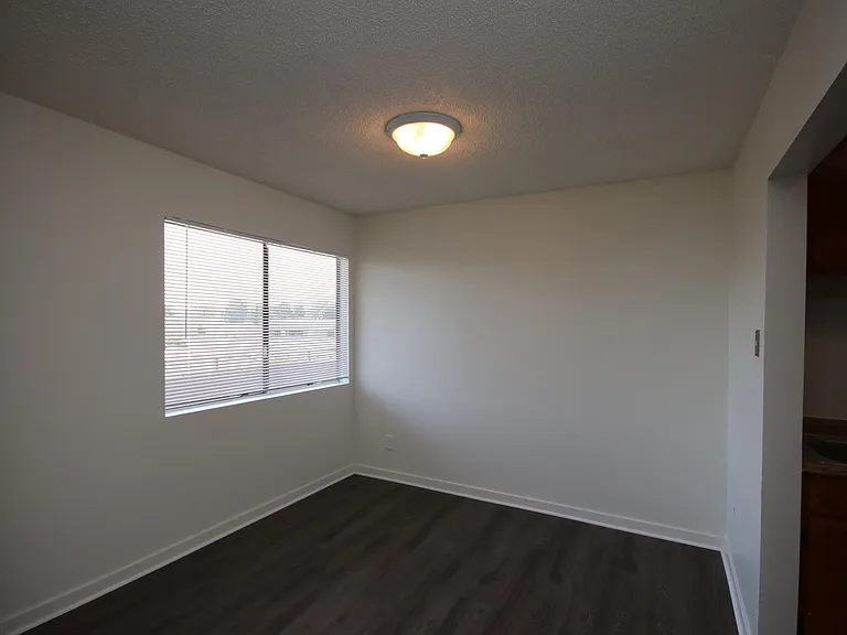 1310 E Acacia Ave #205 — Photo 7
