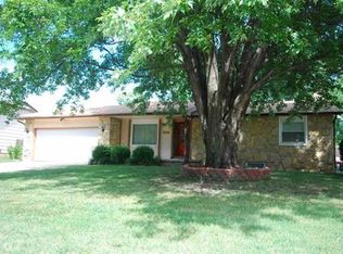 300 N Oak Forest Rd, Derby, KS 67037