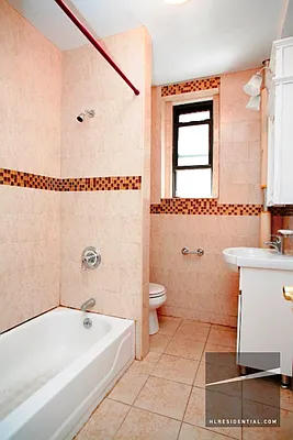 Rented by Highline Residential | media 11