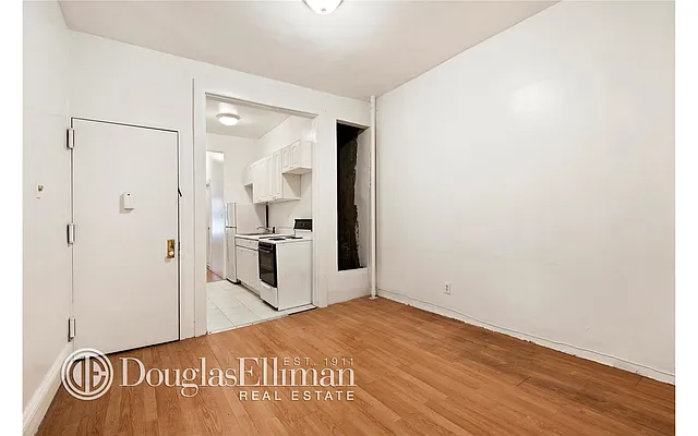 Rented by Douglas Elliman | media 18