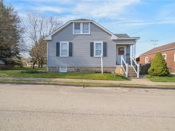 2303 Laveen St, Latrobe, PA 15650