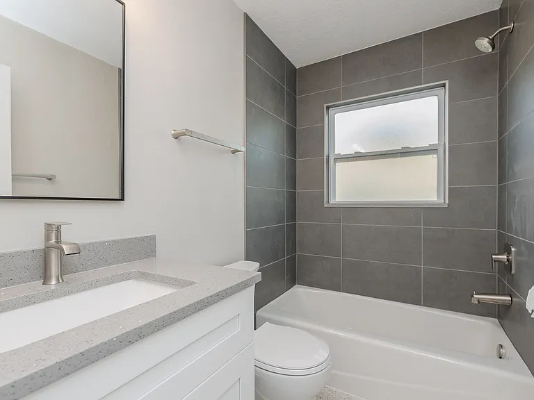 1348 Boylan Ave #A — Photo 3