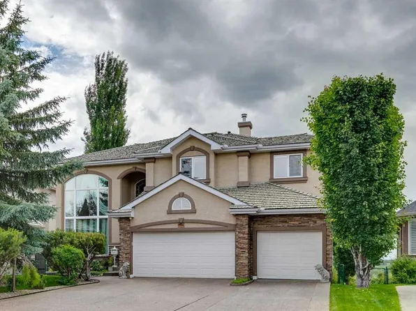 85 E Mount Douglas Cir SE, Calgary, AB T2Z 3P3
