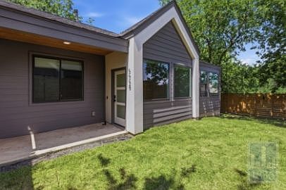 1st image of 505 Thelma Dr #B
