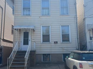 123 Zabriskie St #1, Jersey City, NJ 07307