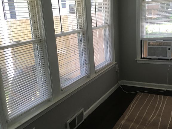 3rd image of 2454 2nd St