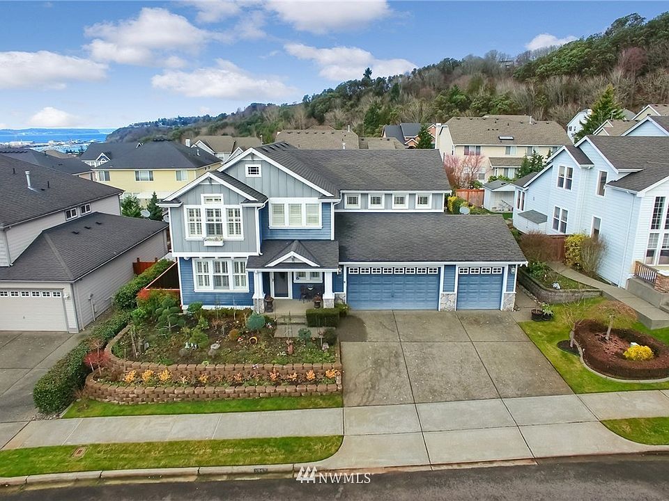 1st image of 1943 Lighthouse Ln NE