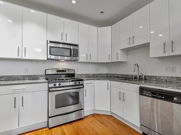 5th image of 140 Orange St Unit 8
