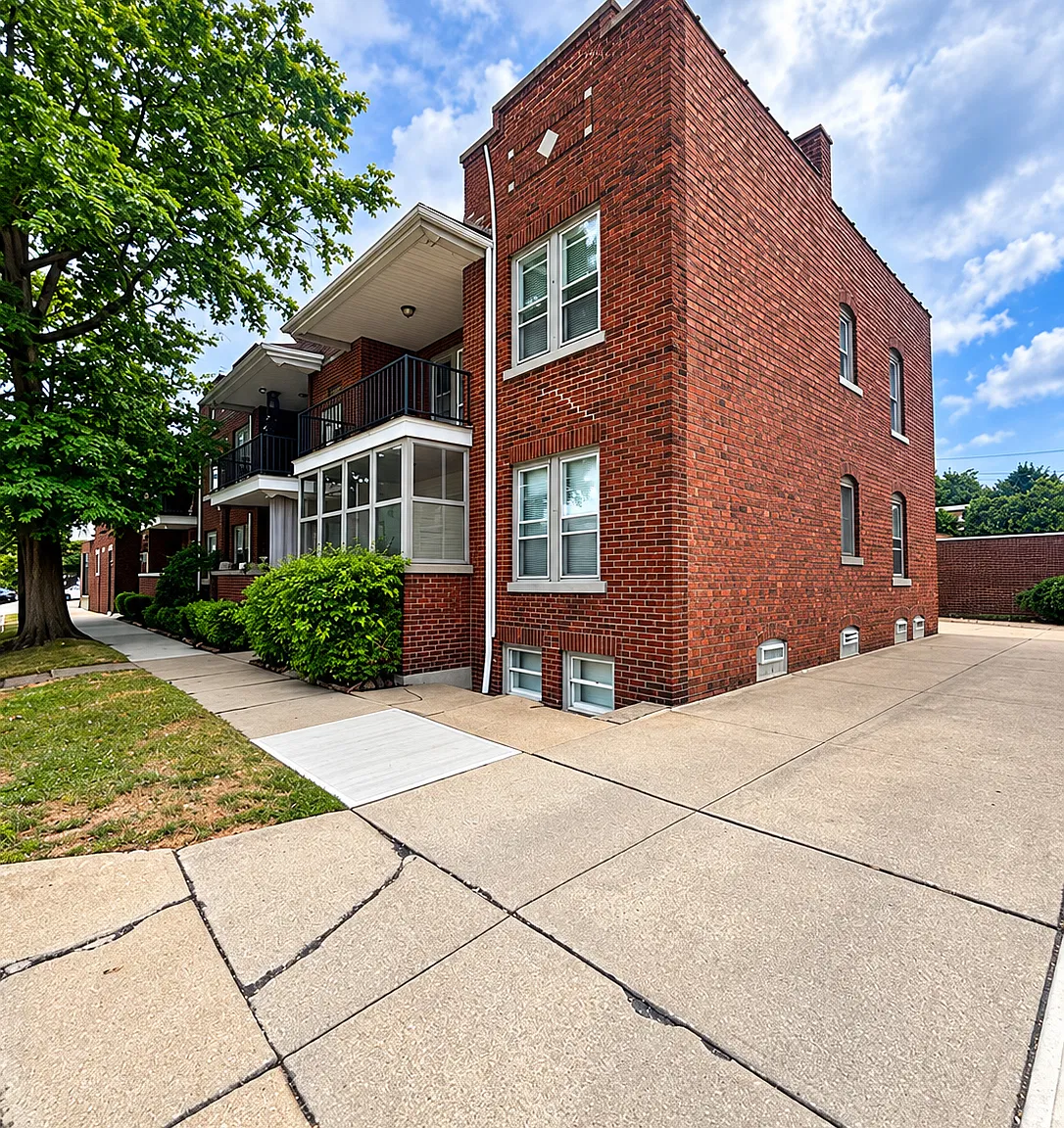 18251 Detroit Ave — Photo 1