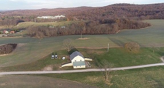 SkyView of 360 moonlight tr