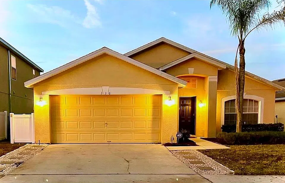 136 Starbird Ct