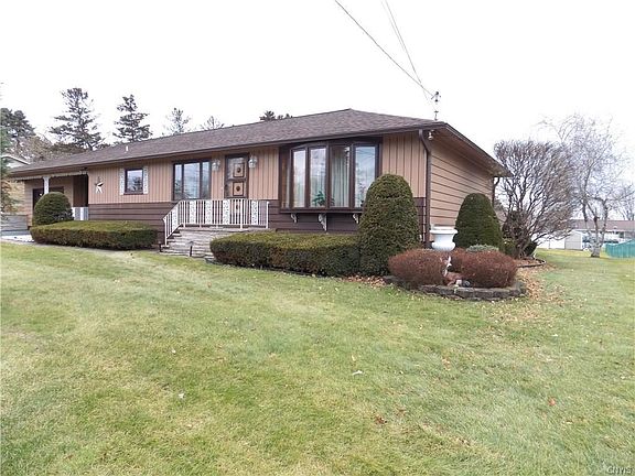 2nd image of 307 Washington Dr