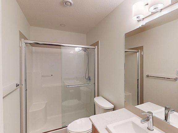 5th image of 2309 Seton Cir SE