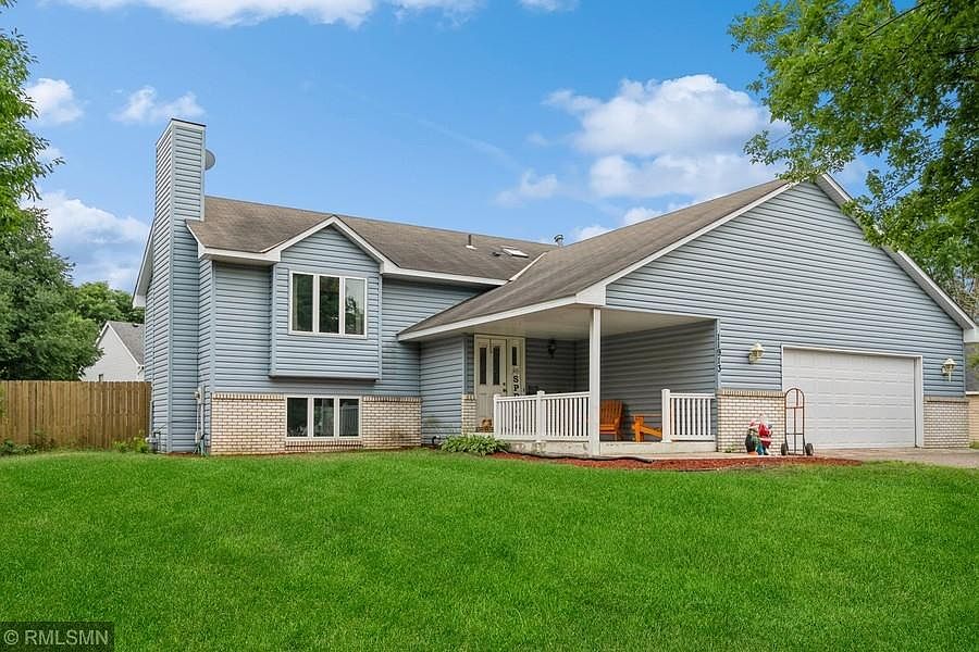 1st image of 11913 Wedgewood Dr NW