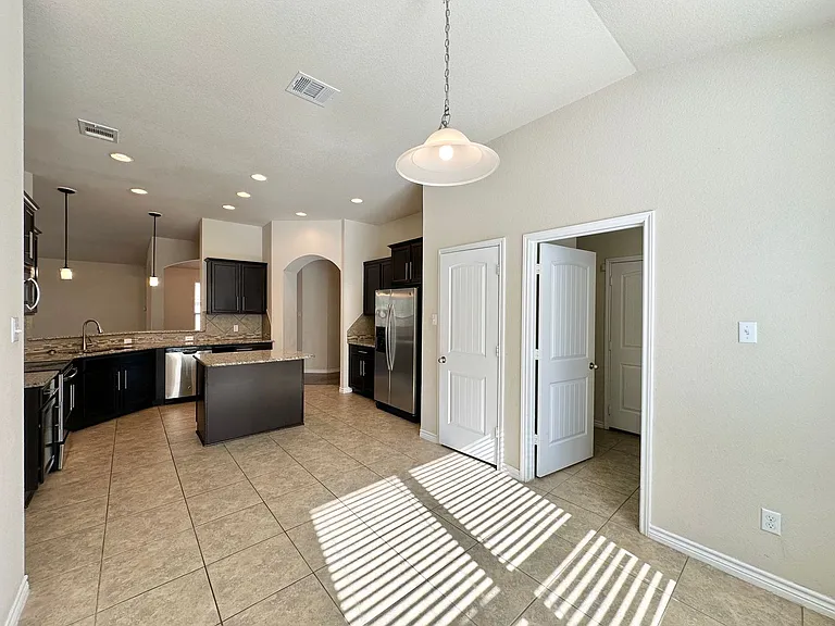 3383 Vineyard Trl — Photo 20