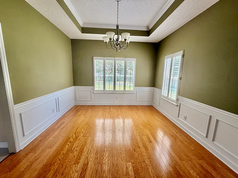 235 Wellington Pl — Photo 7