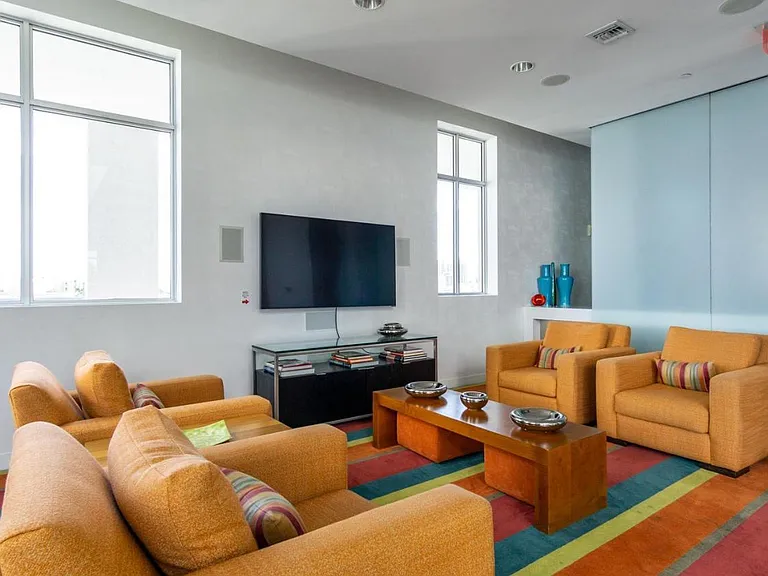 300 S Australian Ave #1115 — Photo 39