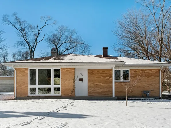 292 Renee Ter, Wheeling, IL 60090