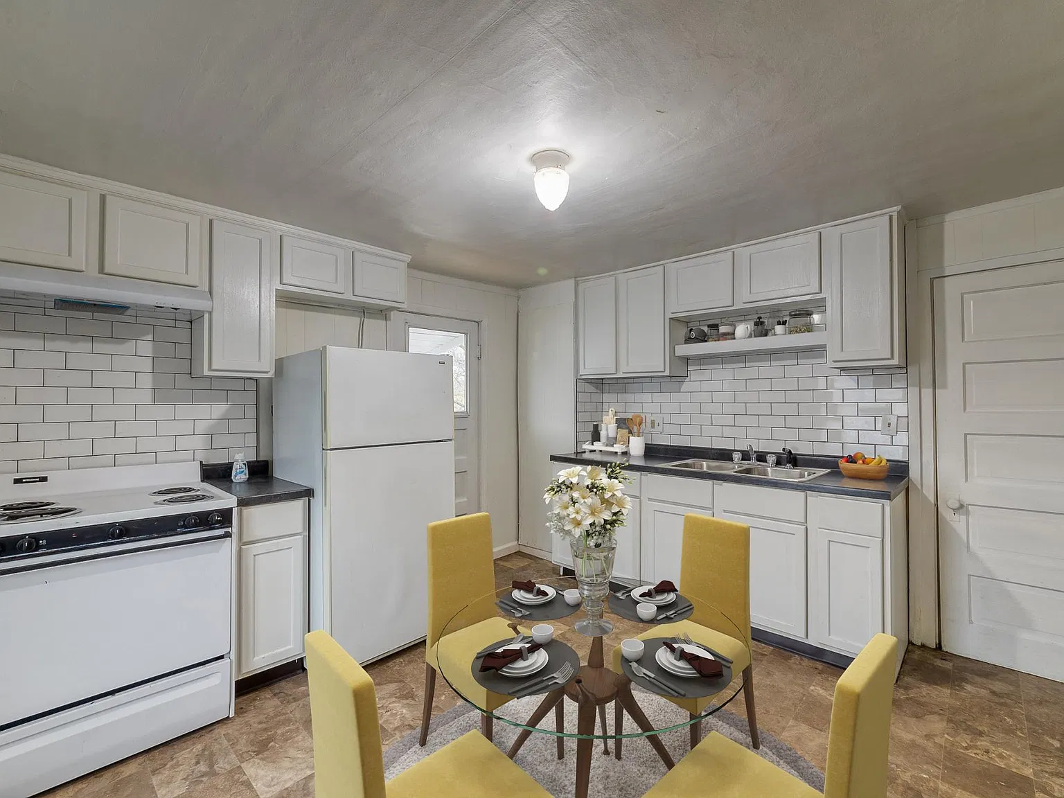 2 bed, 950 sqft, $975 — Photo 3